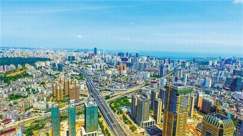 青笋炒木耳素炒芹菜做法（青笋炒木耳怎样炒）