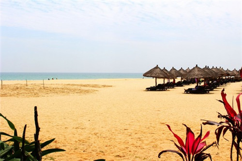 黄金炸串加盟开店大约多少钱，炸串加盟前期投资大吗